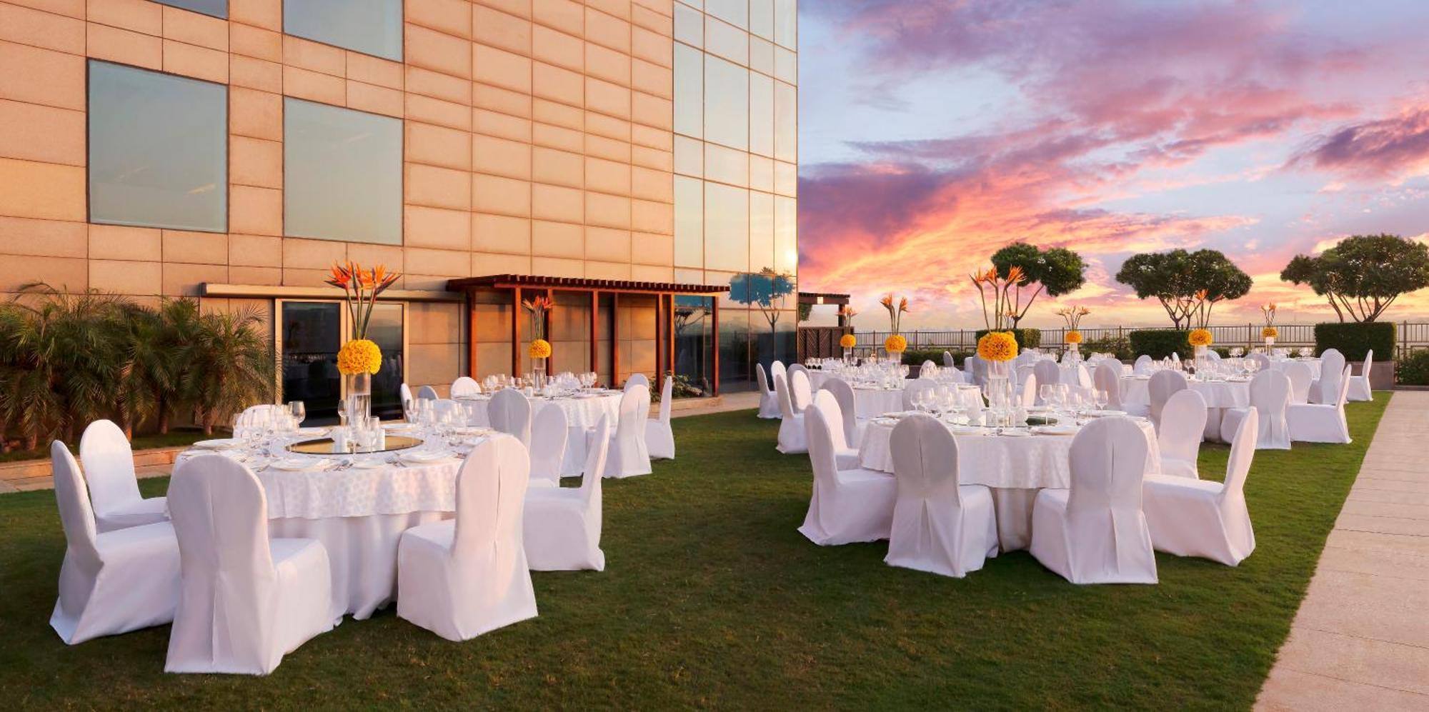 فندق وريزدنس ذا ليلا أمبيانس جوروجرام غورغاون المظهر الخارجي الصورة The Westin Hyderabad Hiranandani