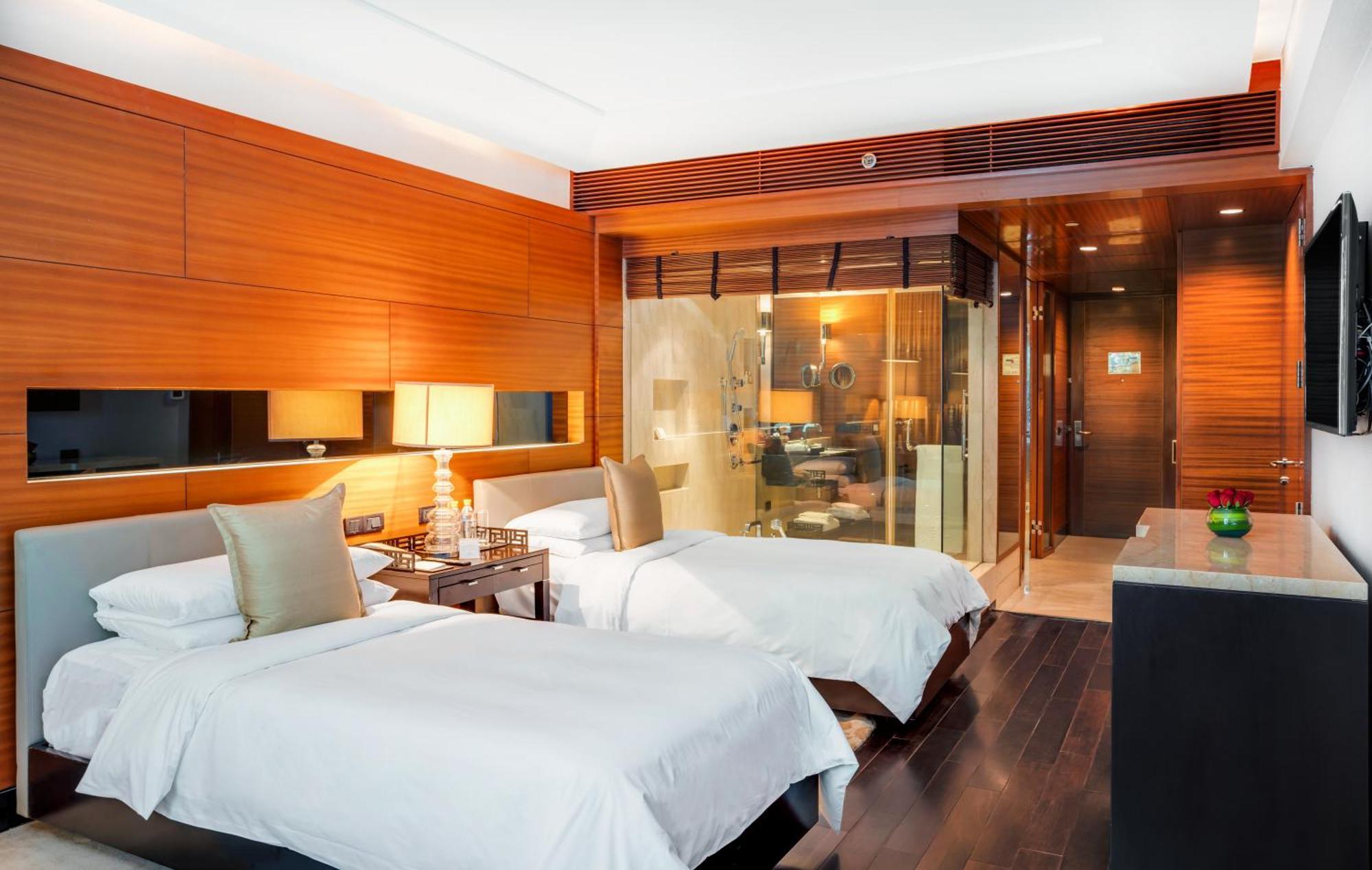 فندق وريزدنس ذا ليلا أمبيانس جوروجرام غورغاون المظهر الخارجي الصورة Deluxe Room