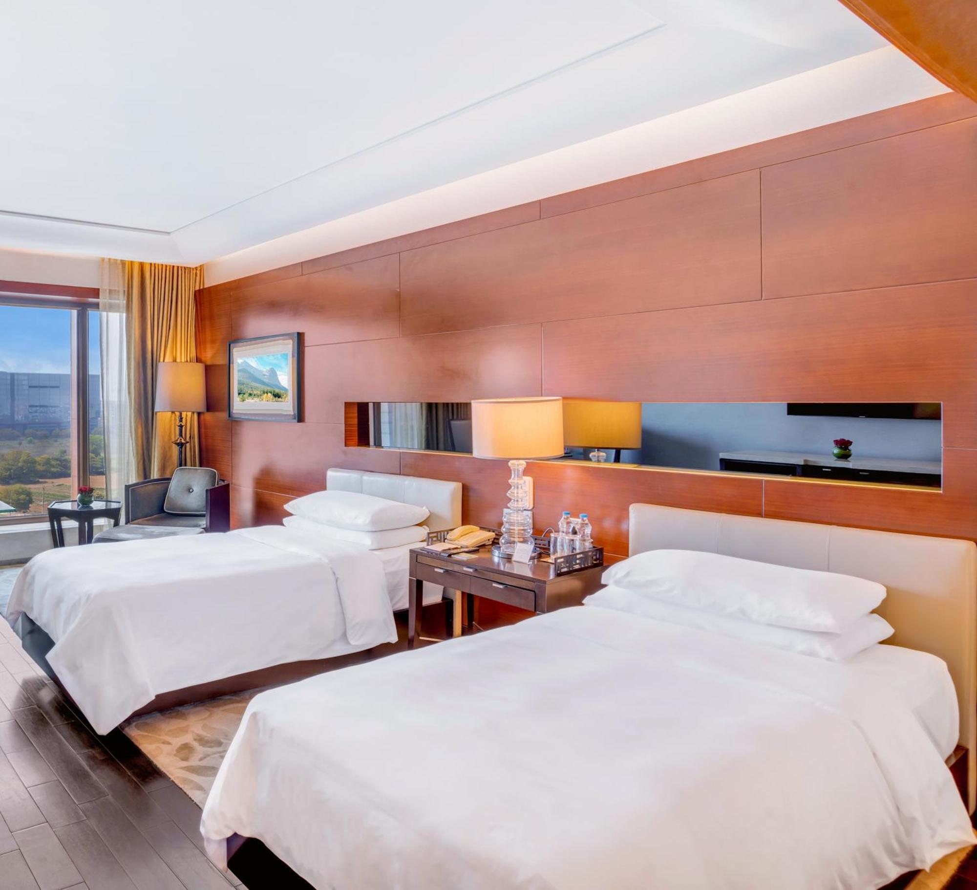 فندق وريزدنس ذا ليلا أمبيانس جوروجرام غورغاون المظهر الخارجي الصورة Deluxe Room